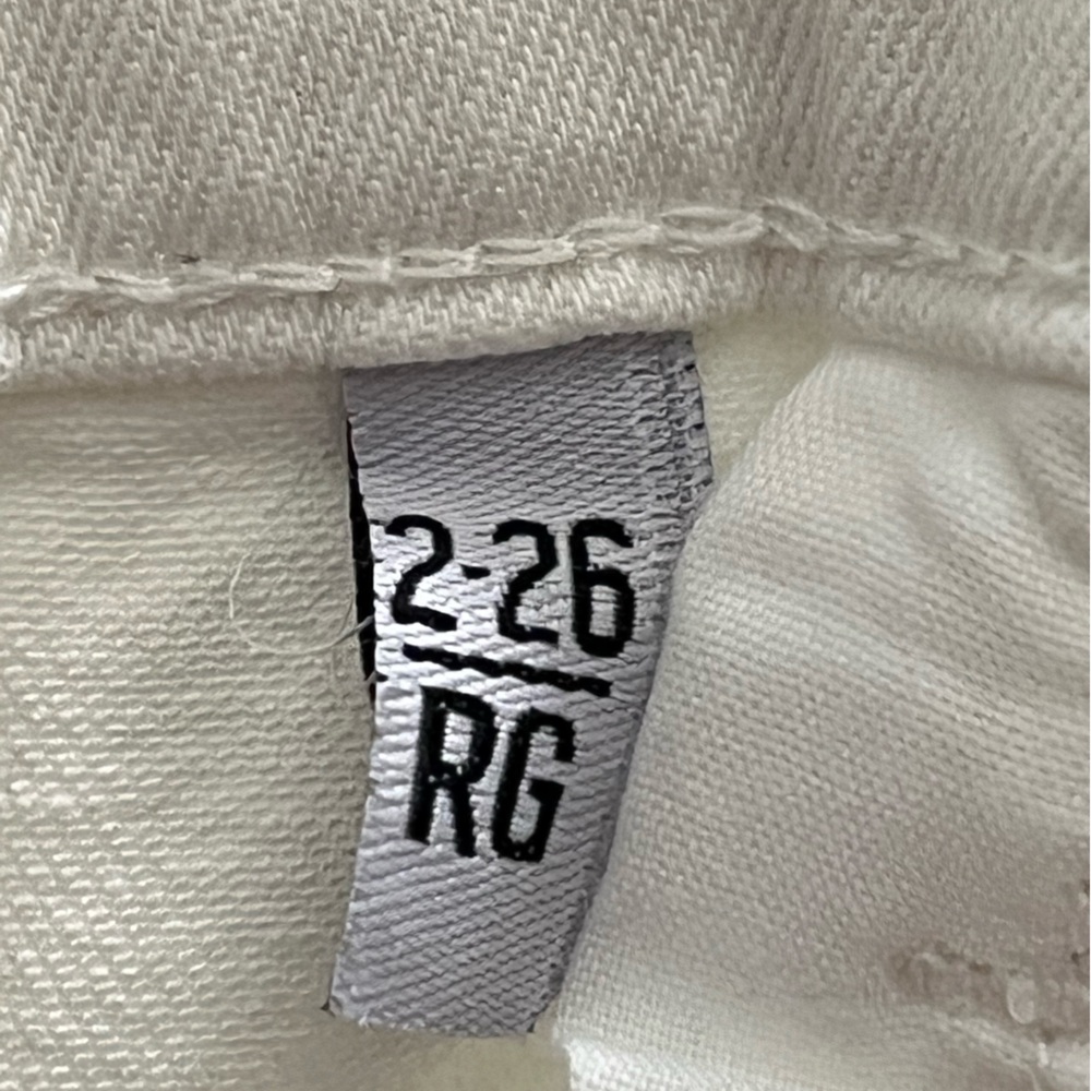GAP White Straight Leg Cropped Raw Hem Denim Jeans Size 2 - Picture 6 of 10